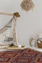 Load image into Gallery viewer, Lunja Plum Rug