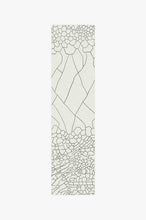 Load image into Gallery viewer, Illi Off White Rug