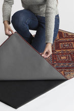 Load image into Gallery viewer, Lunja Plum Rug