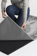 Load image into Gallery viewer, Victoria Grey Rug