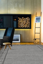 Load image into Gallery viewer, Vintage Daisy Bordered Grey Rug
