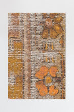 Load image into Gallery viewer, Vintage Daisy Bordered Tangerine Rug
